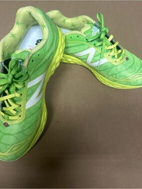 New Balance Lime Green and Yellow Athletic Sneakers Run Disney 2015
